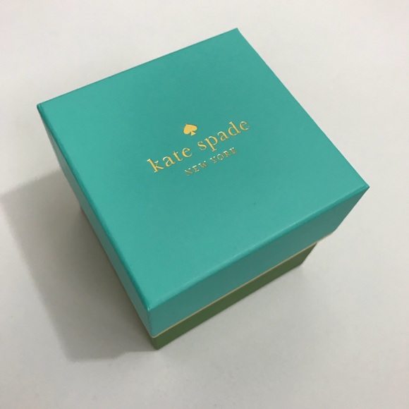 🎉HP🎉 Authentic Kate Spade Barrow Leather Watch - Picture 2 of 3